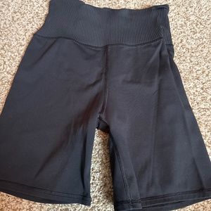 Vuori Ribbed Studio Shorts